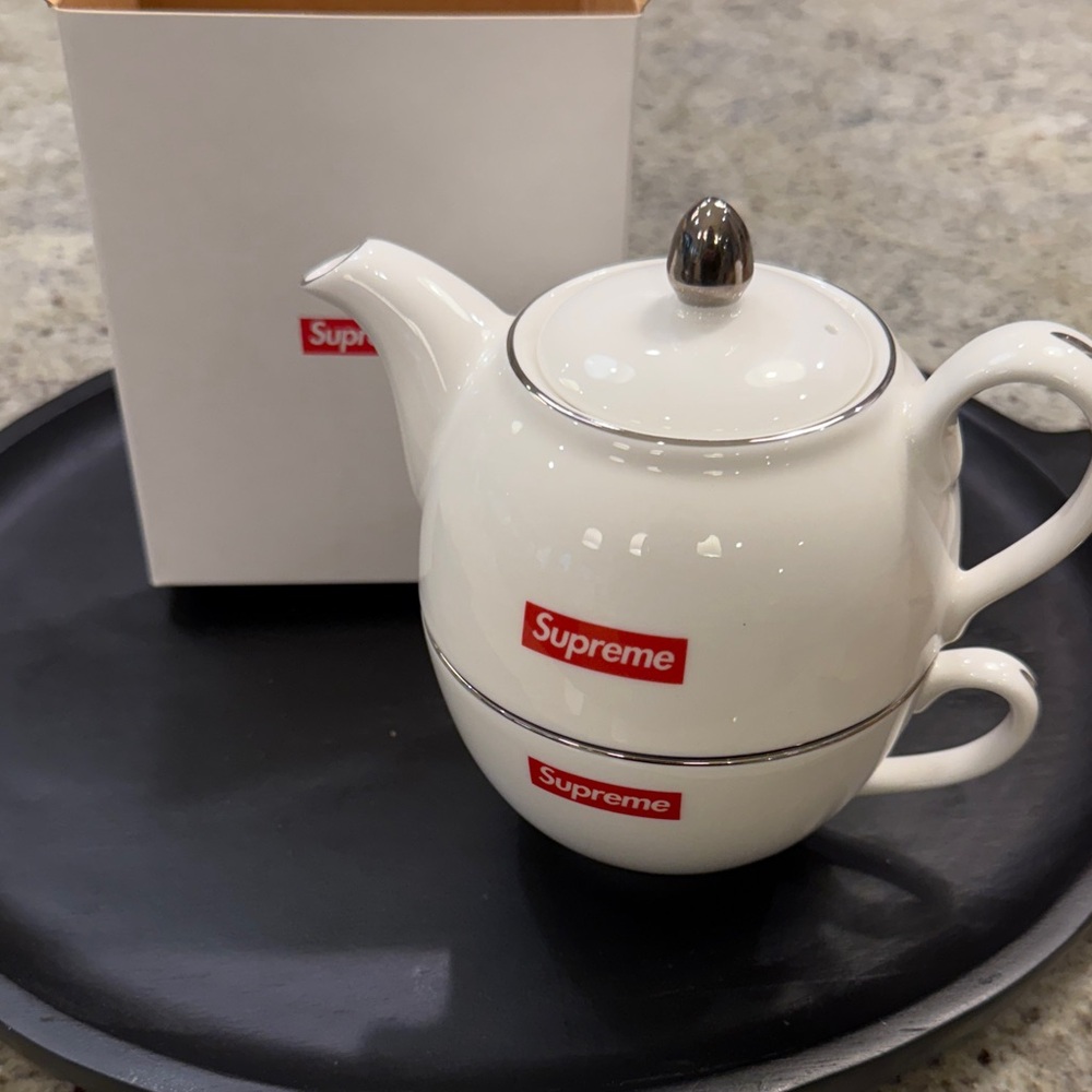 Supreme X Duchess China Tea Pot and Cup Service for 1